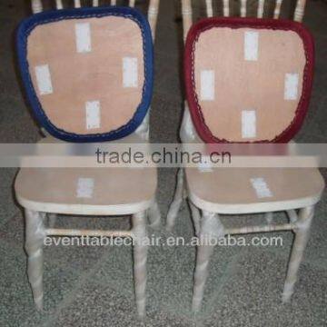 Hot Sale Stackable UK Style Beech Wood Banqueting Limewash Chiavari Chair photo-3