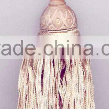 Tassel T326