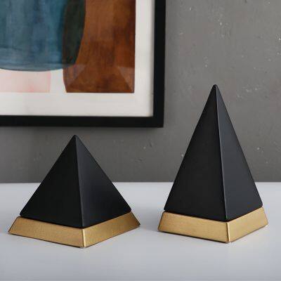 Handmade Creative Ceramic Handmade Decoration Triangle Craft Arts For TV Bench