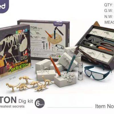 Dinosaur Skeleton Dig Kit