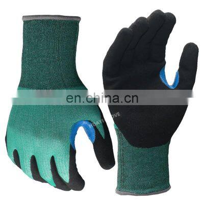 Anti-cut Level5 Oil Block Water Repellent HPPE Seamless Gloves Sandy Nitrile Coated Cut Resistant Gloves Reinforced Thumb Crotch