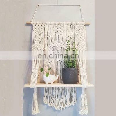 Hot Sold Macrame Wall Hanging Plant Hanger Woven Wooden Plant Pot Holder Indoor Outdoor Macrame Shelf
