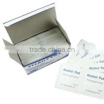 Alcohol swab(with 70% isopropyl alcohol)