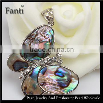 butterfly shape shell pendant design