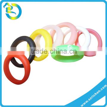 Popularly superior quality logo printed customized silicon rubber finger band