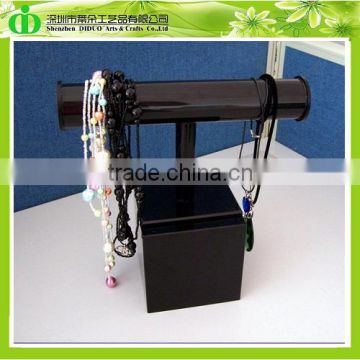 DDJ-0071 ISO9001 Chinese Manufacture Sells Stylish Black T Bar Necklace Stand