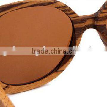 Hot Selling Retro Full Frame Polarized Wooden Sunglasses for Men and Women photo-3