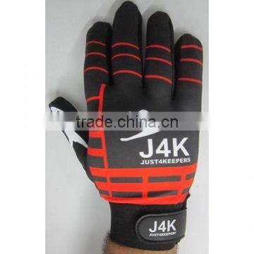 Gaelic Glove