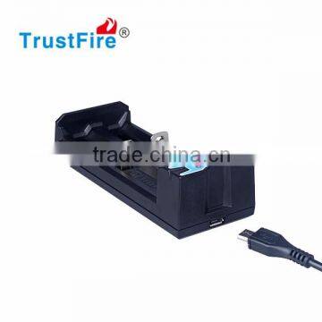 Fast charger time intelligent charger Li-ion battery charger TrustFire TR-016 lithium battery charger with CE,FCC,ROHS