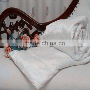 Home Textile silk Quilt with the effect of prevent hardening of the arteries