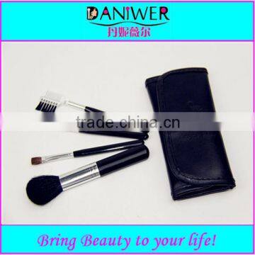 Newest Black 4 piece Professional cosmetic brush manufacturers China