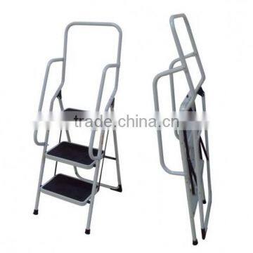 Portable Lightweight Step Ladder With Handrail photo-4