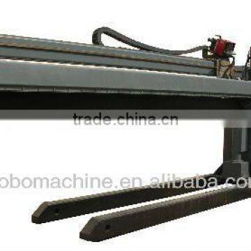 Automatic straight seam welding machine for barrel, drum