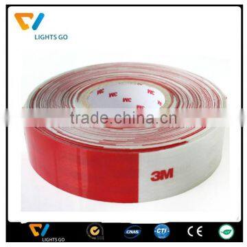 Reflective self-adhesive tape for road safety sign