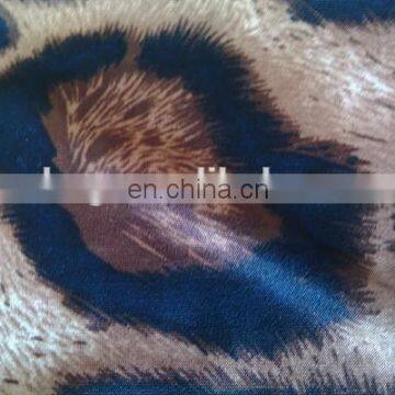 Shaoxing Winfar Textile Open End Spinning 30s Rayon Viscose Spandex Leopard Printed Fabric For Clothing photo-5