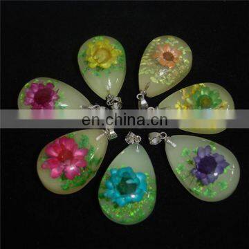 Dried Flowers Amber Peculiar Creative Luminous Glow In Dark Jewelry Pendant