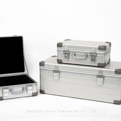 Customizable Aluminum Alloy Toolbox – Tailored Liner Design for Versatile Storage photo-2
