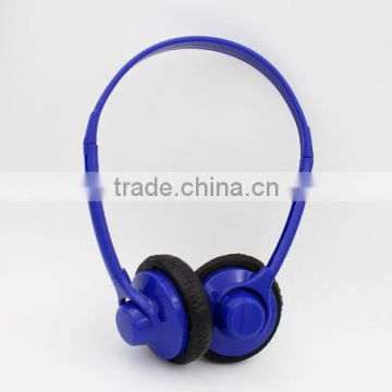 lightweight hot sale low price smartphone rotate headphone