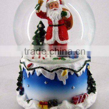 Polyresin santa claus snow globe for christmas decoration