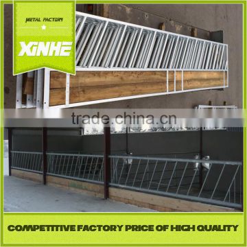 Farm equipment cattle panels diagonal feeder barriers for cow equipment