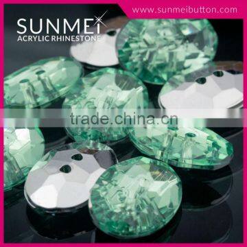 Transparent Crystal Acrylic with 2 Holes Wholesale Fashion Sewing Green Clothes Buttons