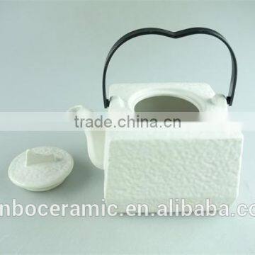 Stocklot Cheap White Porcelain Big Capacity Square Shape Teapot Iron Handle photo-4