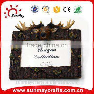 Wholesale custom polyresin reindeer souvenir photo frame for sale