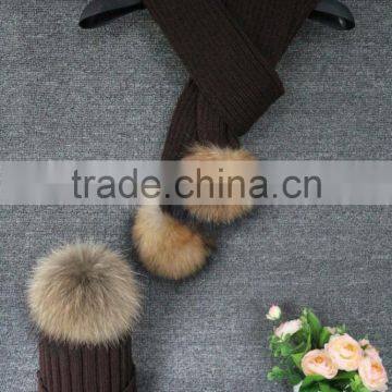 Wholesale New Style Raccoon Fur Ball Scarf Hat Set / High Quality Winter Knit Soild Color Scarf And Hat