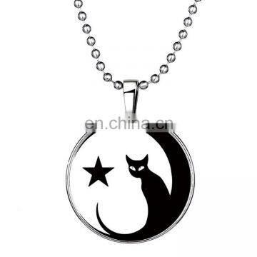 Creative Cat And Moon Pattern Fashion Personal Luminous Pendant Necklace