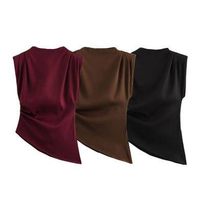 New women's clothing: Fashionable style, asymmetrical pleated decoration on the shoulder, sleeveless top