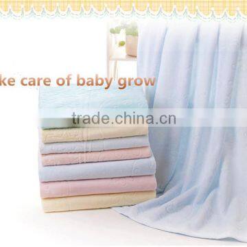 China Manufacturer Factory Customized Bath Towel Specification