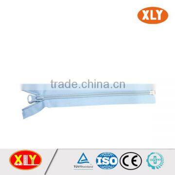 Shenzhen China Xly Zipper Factory Produce #3 Polyester Close End Nylon Zipper photo-3