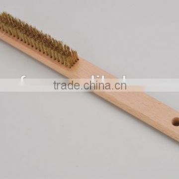 wooden handle brass wire brush