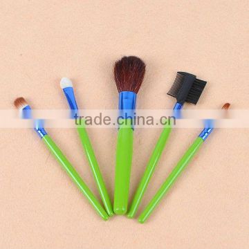 promotional gifts: 5pcs essential travel makeup brush set