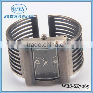 Good quality big size alloy watch bangle for ladies