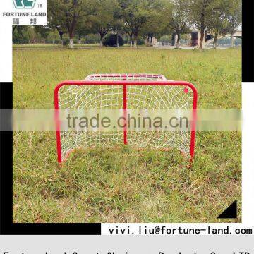 Outdoor leisure field ice hockey goal post with net