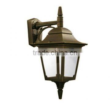 1 Light Semi-Flush Wall Light with a traditional street light design