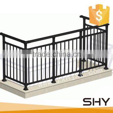 Outdoor Wrought Iron Balcony Railings Designs photo-2