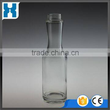 750ML UNIQUE SHAPE CLEAR GLASS LIQUOR BOTTLE WITH METAL CAP