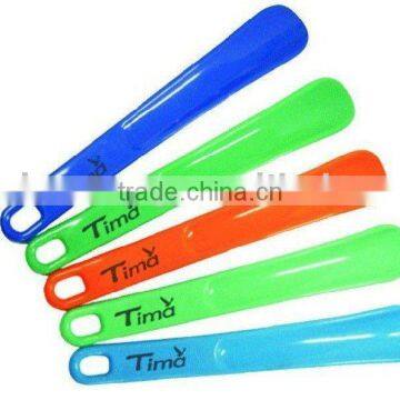 Colorful Long Handle Plastic Shoe Horn