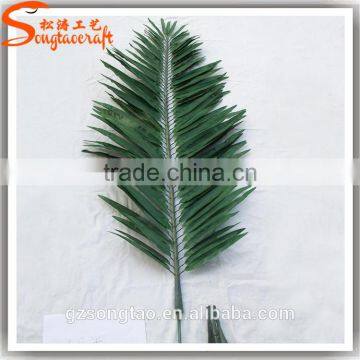 Artificial Palm Tree High Quatily Fiber Glass Trunk PE Leave Outdoor Landscape Decoration Plastic Big Date Palm Tree for Sale photo-6
