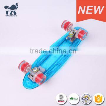 HSJ226 Hot Sale Fish Style PC Material Mini Led Skateboard Lights for Kids photo-2