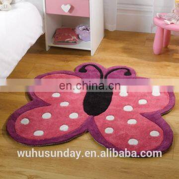 HAND-TUFTED KID RUG - 827-5 PINK BUTTERFLY ANIMAL SHAPED