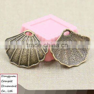 Wholesale zinc alloy diy ancient bronze pear shells scallops pendant