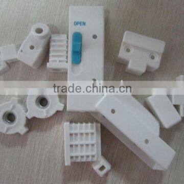 plastic parts for pet gate