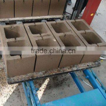 QT4-25used Semi-automatic Bricks for Sale USA Made Block Paving Laying Machine photo-3