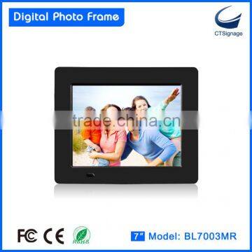 Best seller 7Inch LCD digital photo frame for kids, family, office, super markets