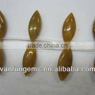 spring yellow jade polished round coin