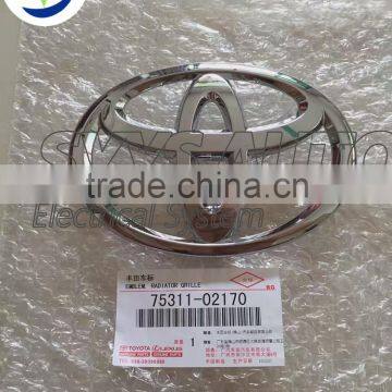 Toyota emblem 75311-02170