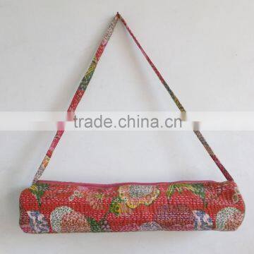 Red Kantha Yoga Bag Hippie Cross Body Bag Vintage Yoga Mat Bag Indian Ethnic Traditional Yoga Bag Embroidery Bag photo-2